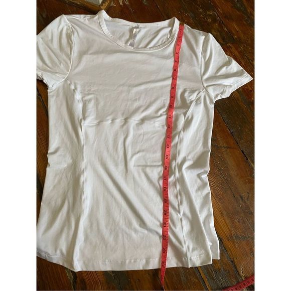 Fabletics Phoenix Short-Sleeve Top, White Shirt- Size Small, MSRP $65, EUC - Picture 2 of 10